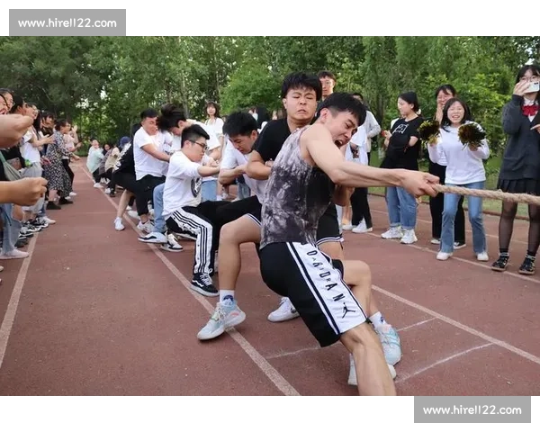 凝聚力量共筑团队精神的校园秋季拔河比赛精彩活动策划方案全面性